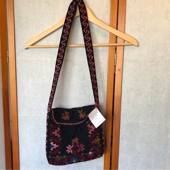 Cotton purse shoulder bag with embroidered details.  New with tags. - Picture 2 of 5